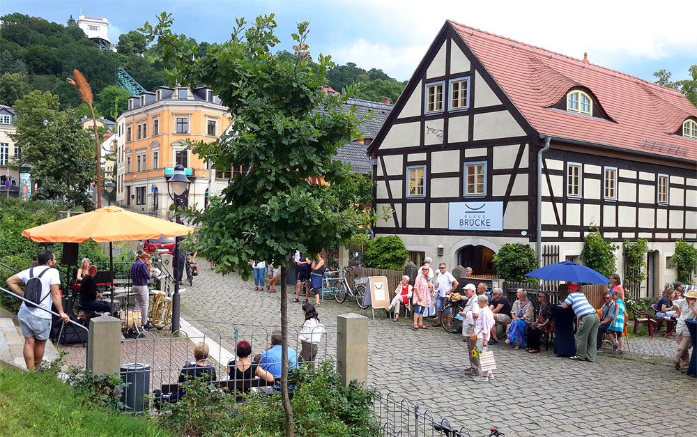 Galerie und Seilbahn